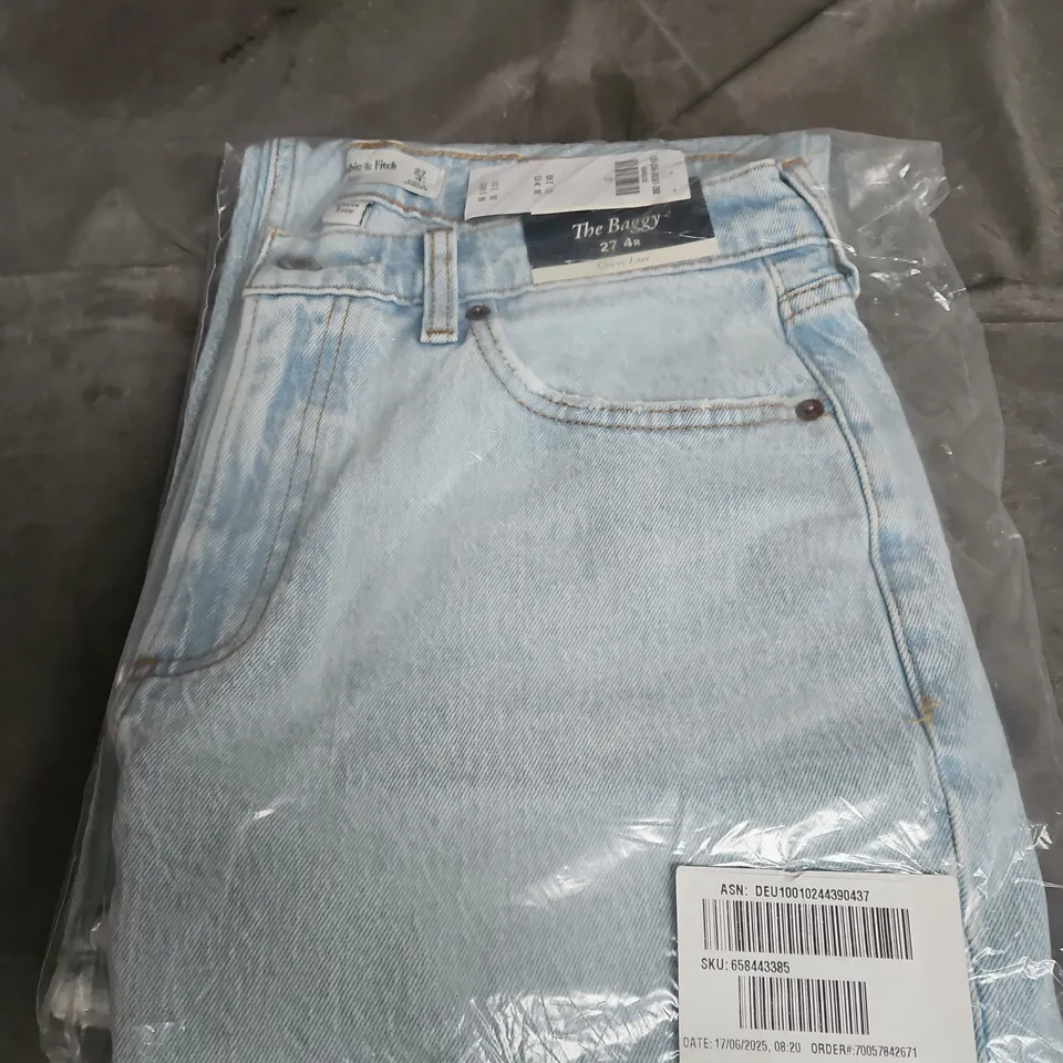 ABERCROMBIE & FITCH THE BAGGY LOW RISE CURVE LOVE JEANS – WOMEN, SIZE 27 4R
