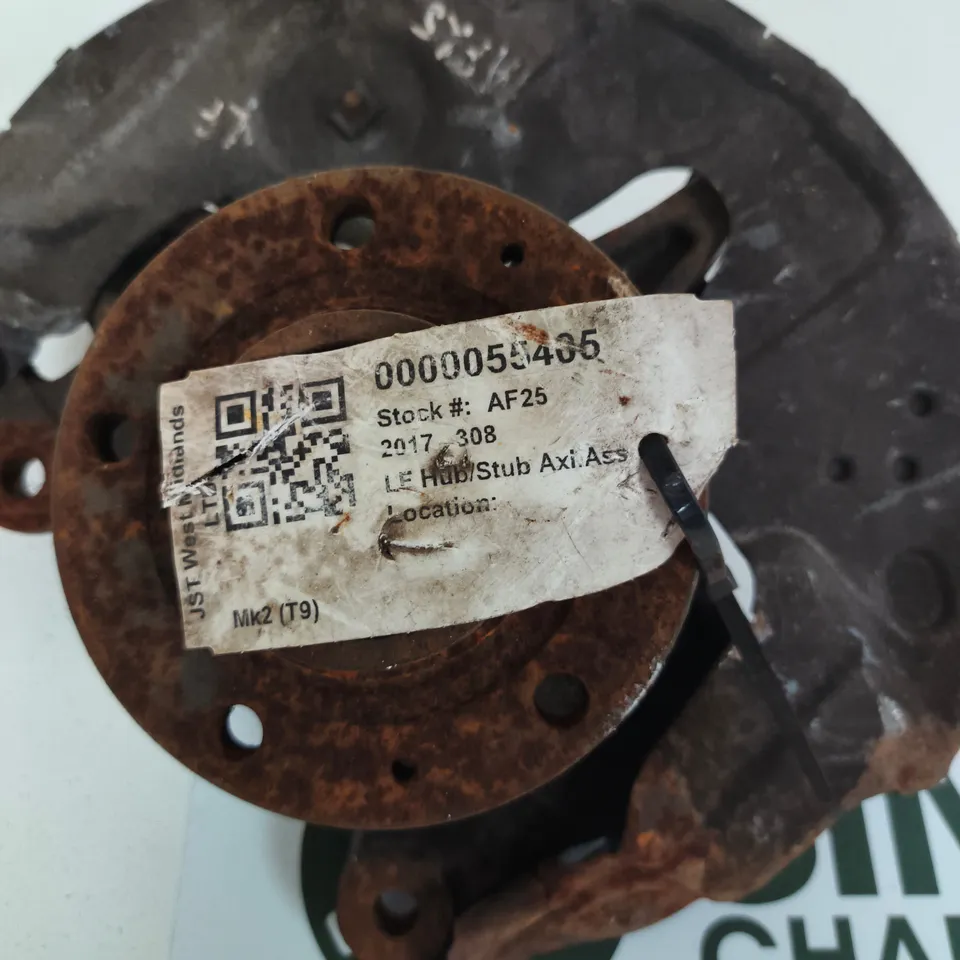 HUB/STUB AXLE ASSEMBLY WITH BRAKE DISC – RUSTY (STOCK AF25)