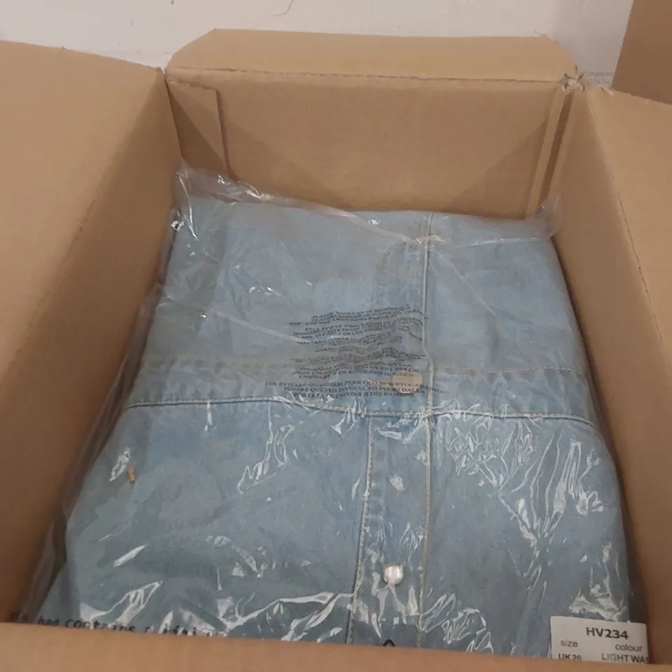 BOX CONTAINING APPROXIMATELY 8x BRAND NEW JD WILLIAMS LIGHT WASH DENIM SHIRT DRESSES - SIZE 26