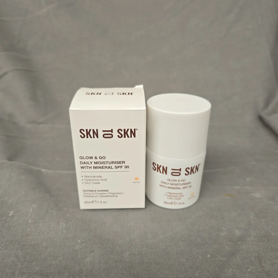 BOXED SKN TO SKN GLOW AND GO DAILY MOISTURISER - 30ML