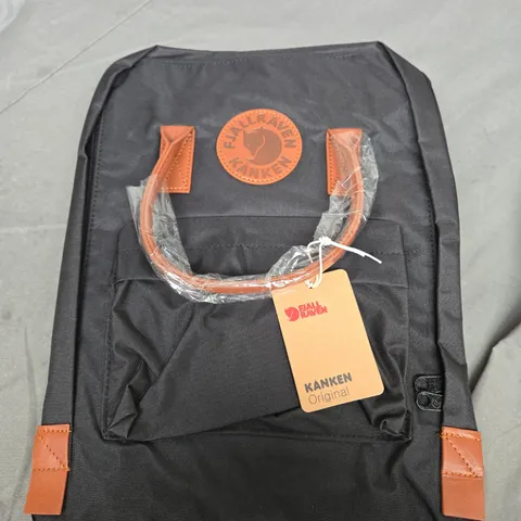 FJALLRAVEN KANKEN BACK PACK 