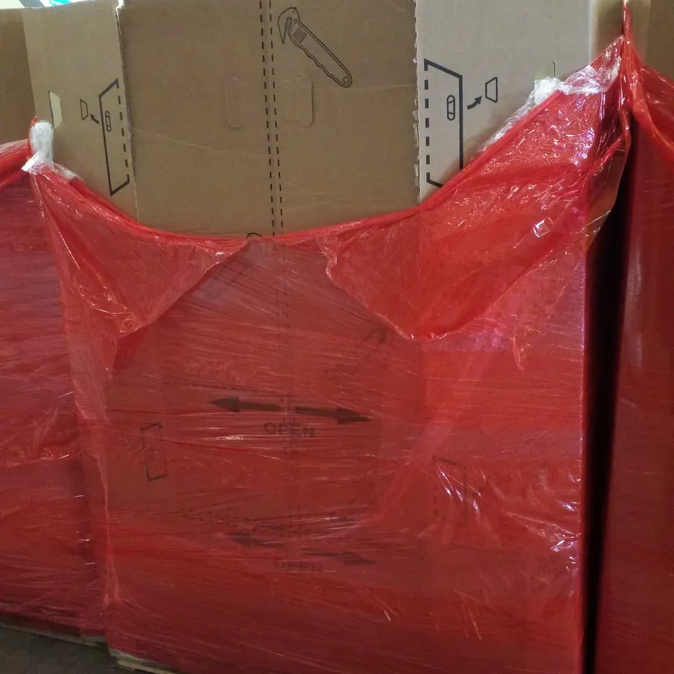 PALLET CONTAINING ASSORTED PRODUCTS INCLUDING FOOD PROCESSOR, BABY HIGH CHAIR, BLACK MOBILE TV CART, ELECTRIC COOKTOP & STEAM STERILIZER