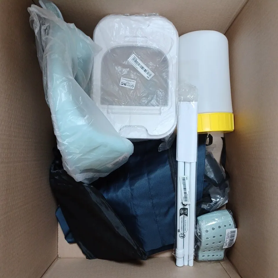 BOX OF APPROXIMATELY 10 ASSORTED HOUSEHOLD ITEMS TO INCLUDE SNORKELS, HEAVY DUTY REFUSE SACKS, PROTECTIVE MAT, ETC