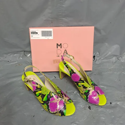 BOXED PAIR OF MODA IN PELLE CHRISSI DEEP PEEP TOE SLINGBACK LIME GREEN SNAKESKINHEEL SIZE 39