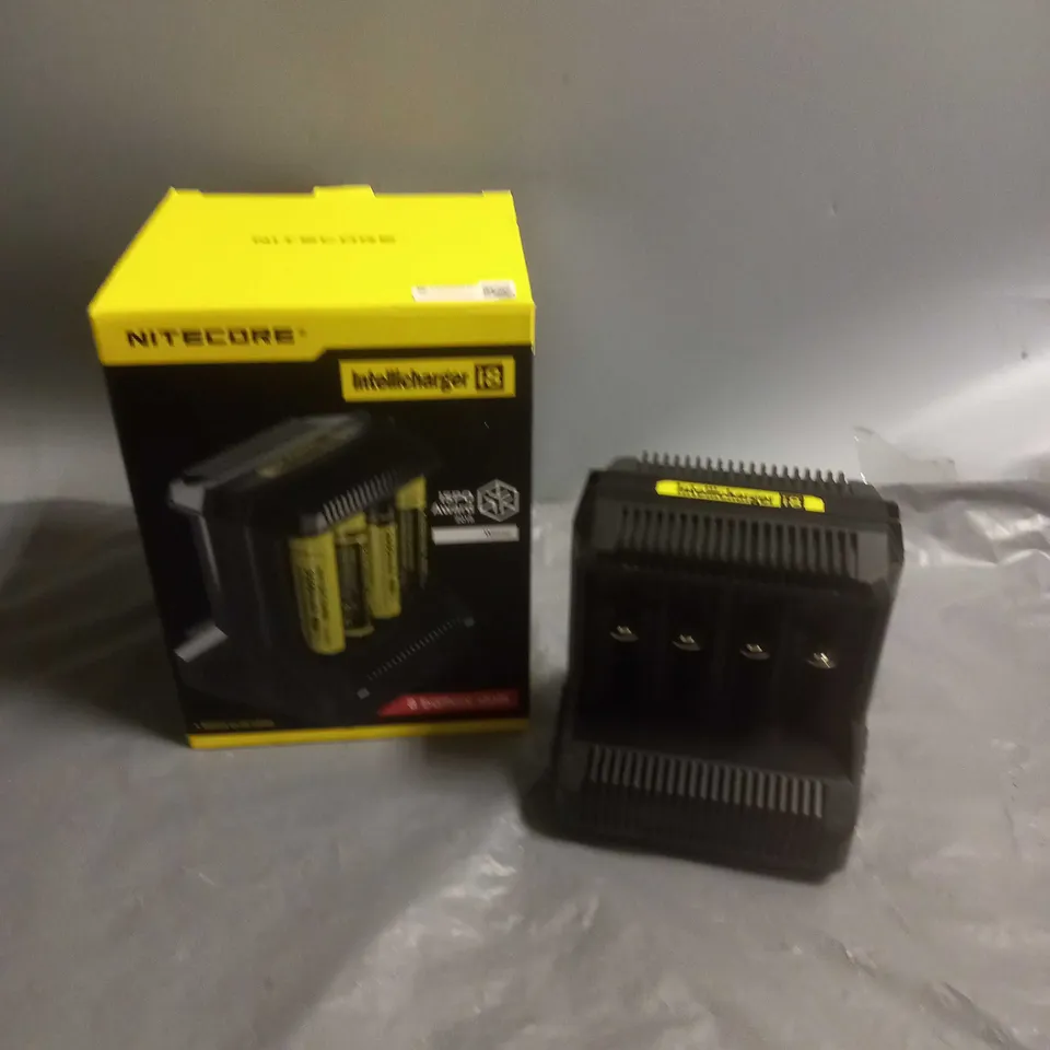 NITECORE INTELLICHARGER I8 BATTERY CHARGER