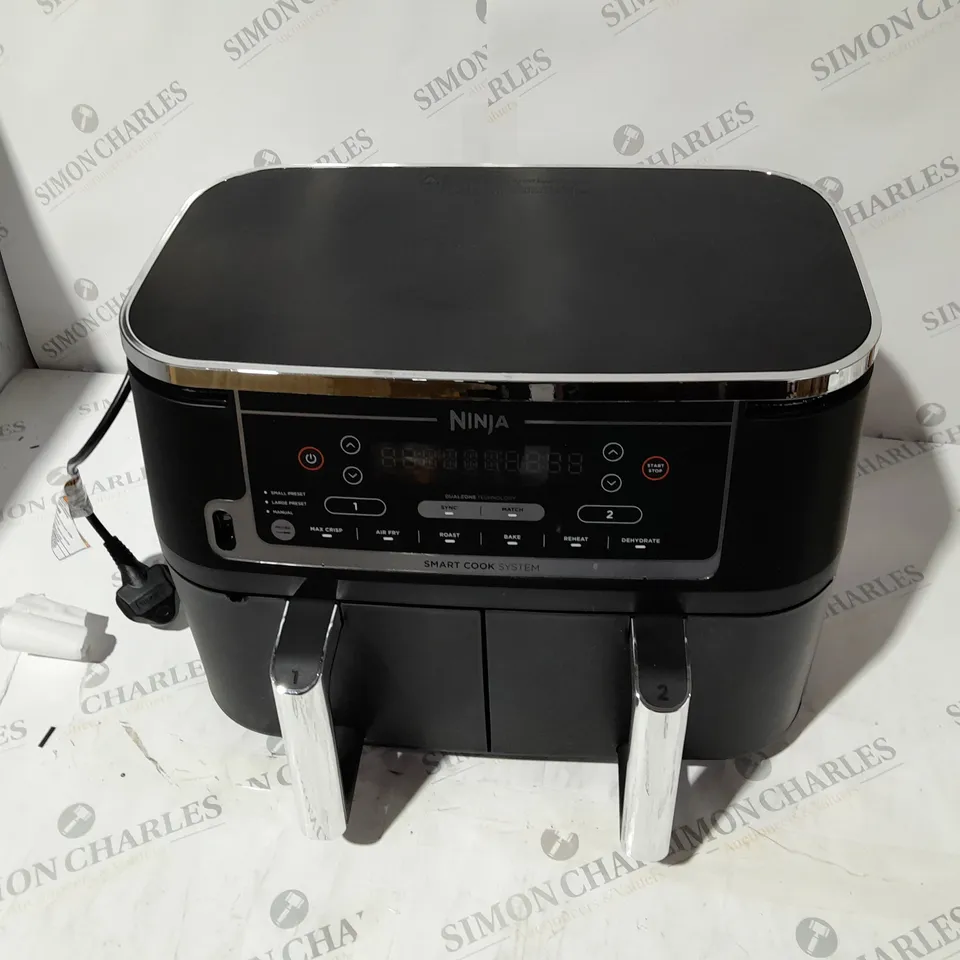 BOXED NINJA FOODI MAX 9.5L DUAL ZONE AIRFRYER AF451UK