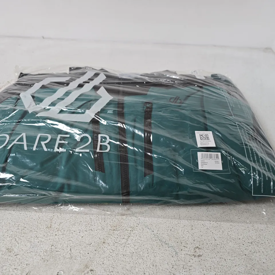 BOX OF APPROXIMATELY 8 BRAND NEW DARE2 B BASEPLATE JACKET - BLACK/DARK SEA - SIZE L 