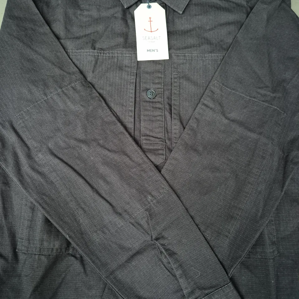 SEASALT CORNWALL MEN'S FORTUNE SHIRT IN BLACK SIZE SMALL