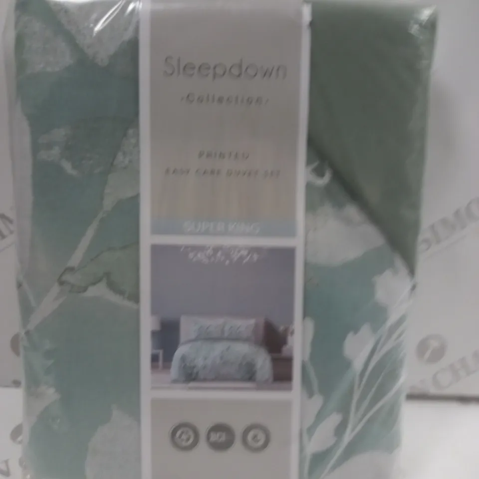 SLEEPDOWN BOTANICAL LEAVES SUPER KING DUVET SET 