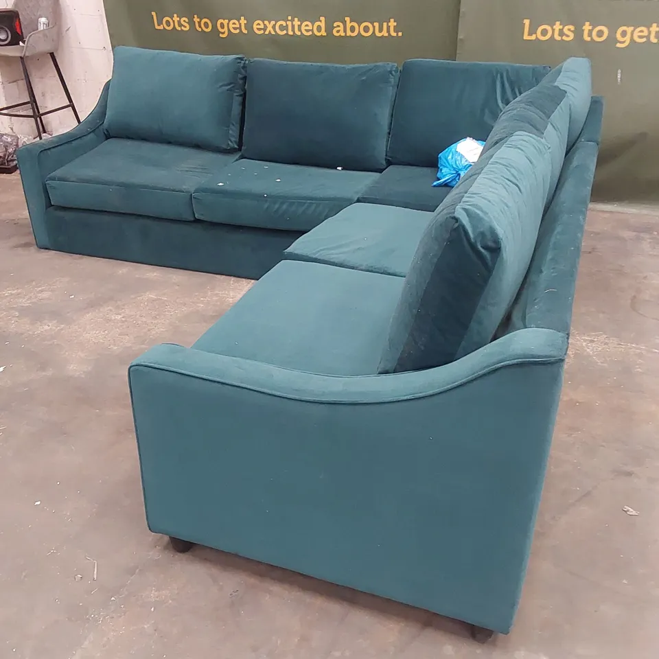 QUALITY DESIGNER THE BISFORD 8 SEATER CORNER SOFA BED - EMERALD VELVET