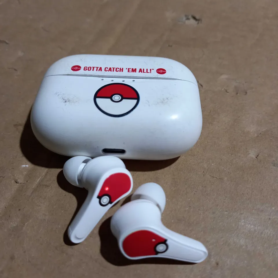 POKEMON POKE BALL BLUETOOTH WIRELESS EARPODS 