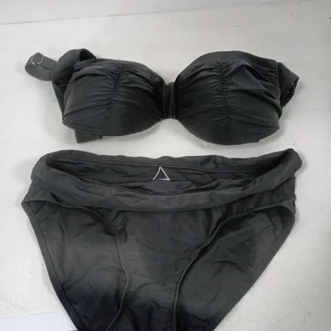 BONPRIX WOMEN'S BLACK BIKINI SET - 14 (36D)