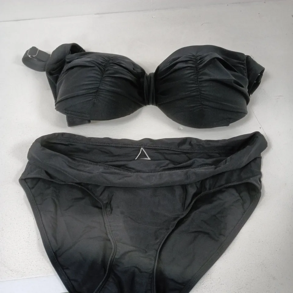 BONPRIX WOMEN'S BLACK BIKINI SET - 14 (36D)