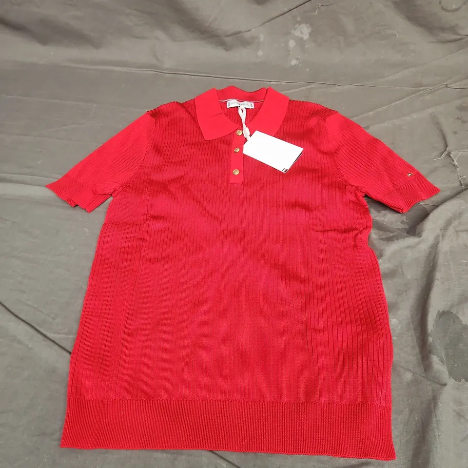 TOMMY HILFIGER RIB BUTTON SLIM POLO SHORT SLEEVE SWEATER IN RED SIZE M