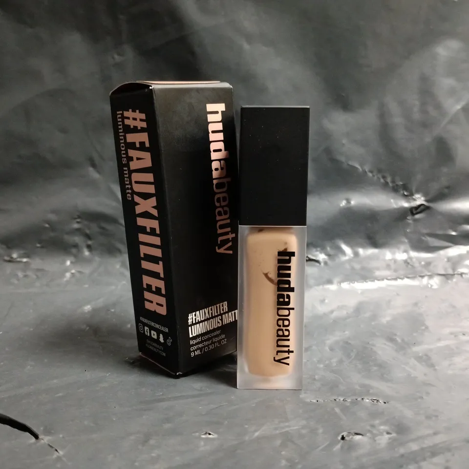 HUDABEAUTY FAUXFILTER LUMINOUS MATTE LIQUID CONCEALER (9ML)