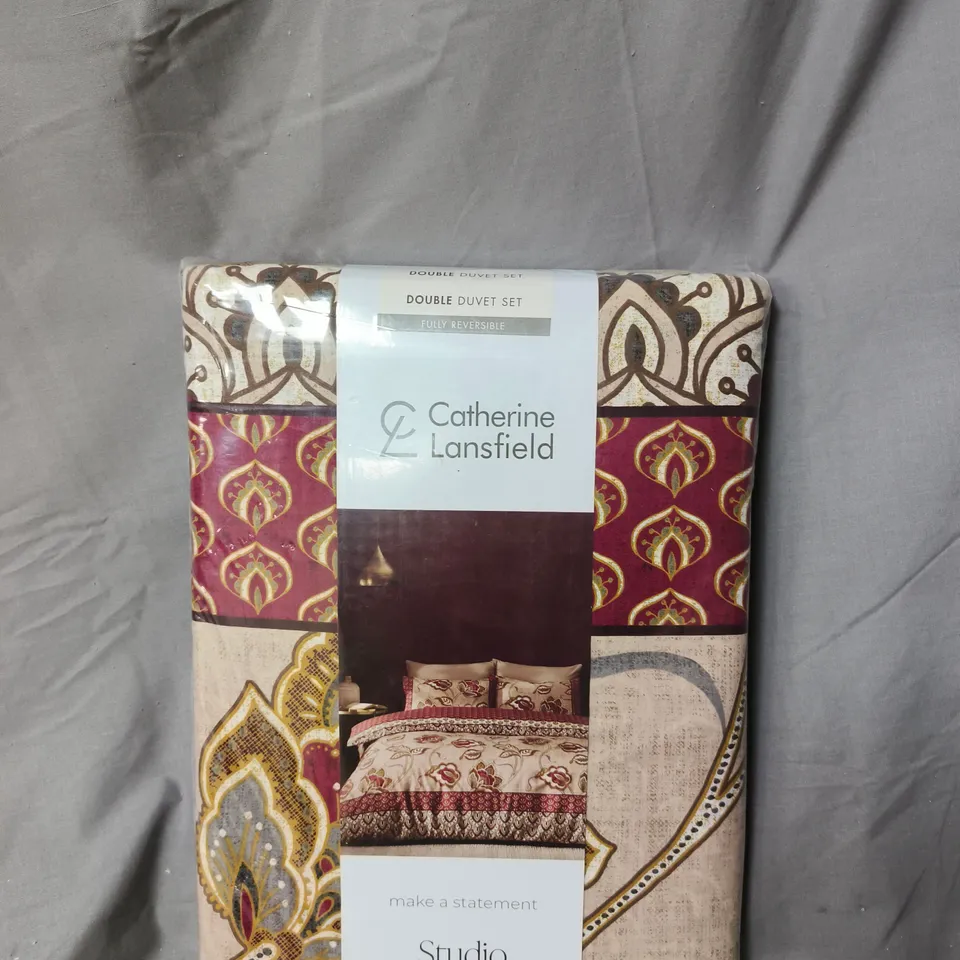 CATHERINE LANSFIELD STUDIO COLLECTION DOUBLE DUVET SET – FULLY REVERSIBLE