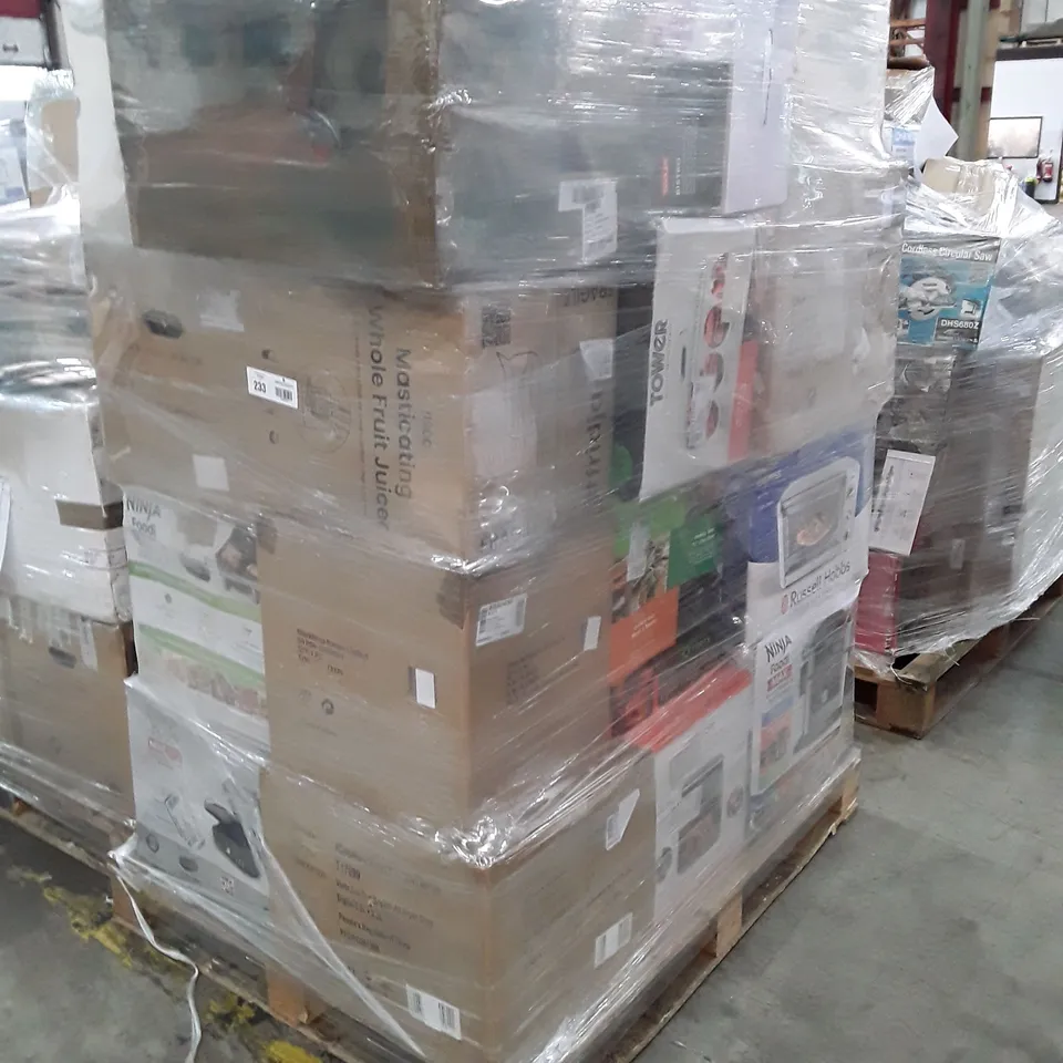 PALLET OF APPROXIMATELY 32 UNPROCESSED RAW RETURN HOUSEHOLD AND ELECTRICAL GOODS TO INCLUDE;