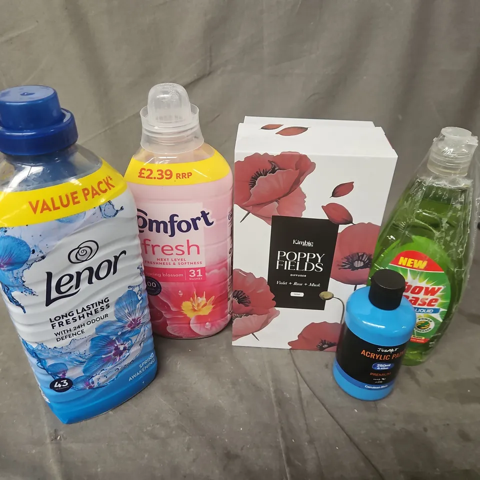 APPROXIMATELY 10 ASSORTED HOUSEHOLD LIQUID PRODUCTS TO INCLUDE ACRYLIC, LENOR SPRING AWAKENING, KIMBIE HOME POPPY FIELDS DIFFUSER, ETC - COLLECTION ONLY