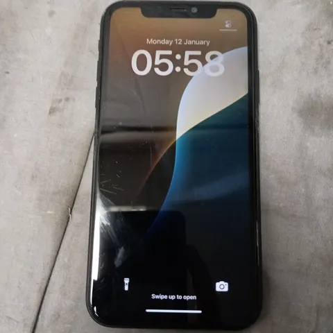 APPLE IPHONE XR IN BLACK