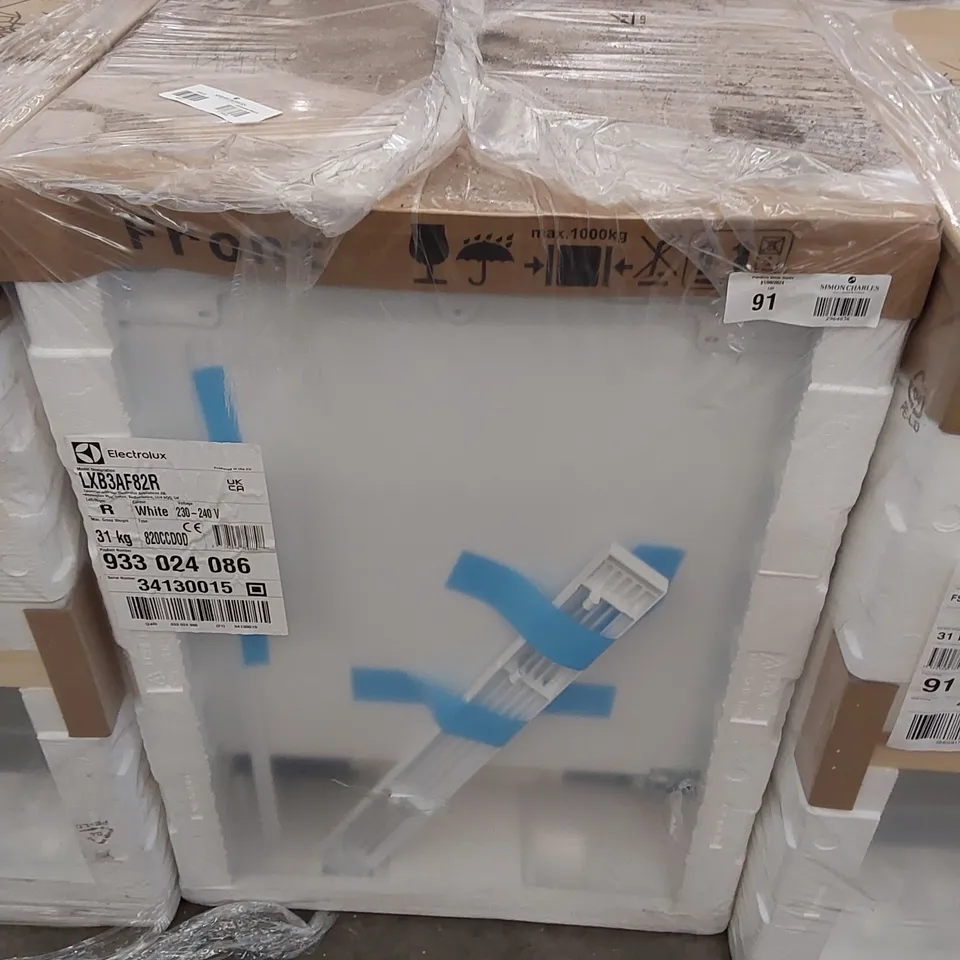 ELECTROLUX LXB3AF82R INTEGRATED REFRIGERATOR