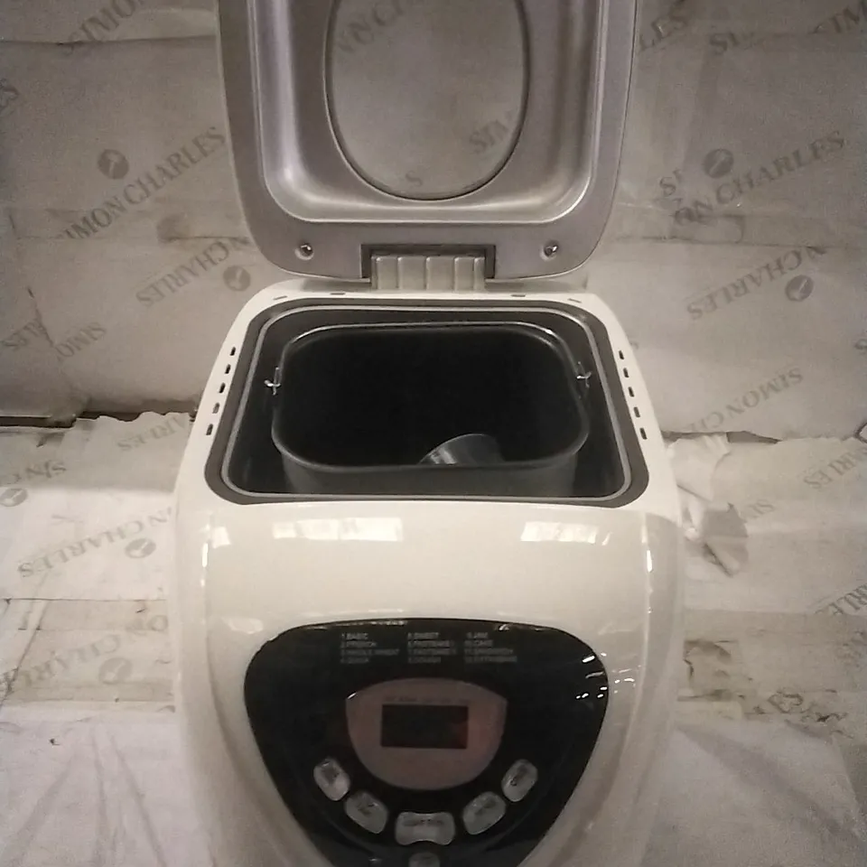 BOXED MORPHY RICHARDS FASTBAKE BREADMAKER 