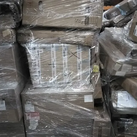 PALLET OF HOUSEHOLD ITEMS TO INCLUDE COMPACT SIDEBOARD,  TRASH CAN,  SHOE BENCH AND OTHER ASSORTED ITEMS...