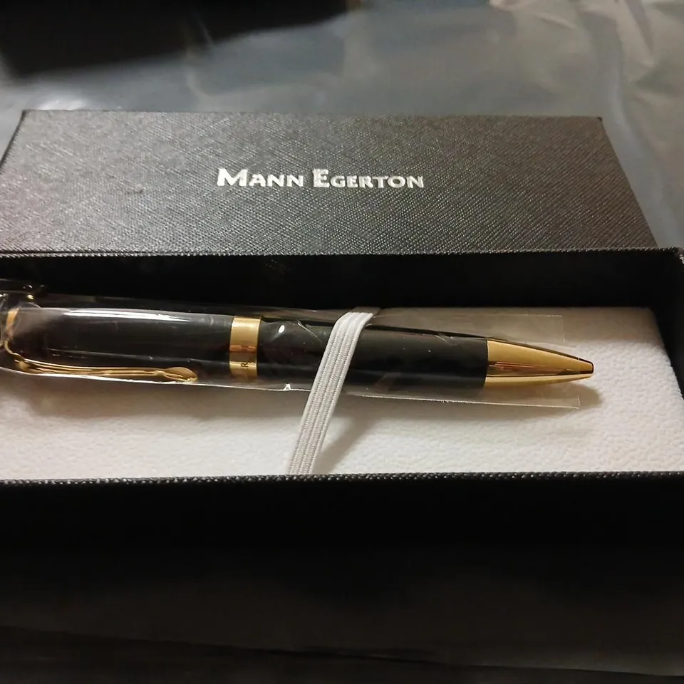MANN EGERTON PEN – BLACK WITH GOLD TRIM, BOXED (MEA001)