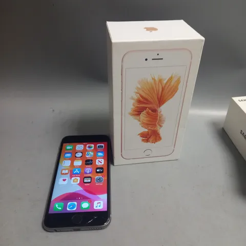 BOXED APPLE IPHONE 6S 32GB SILVER