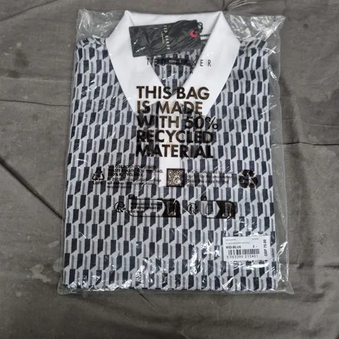 BAGGED BAKER LONDON JACQUARD STRIPE GEO POLO SHIRT – MID-BLUE, SIZE 2