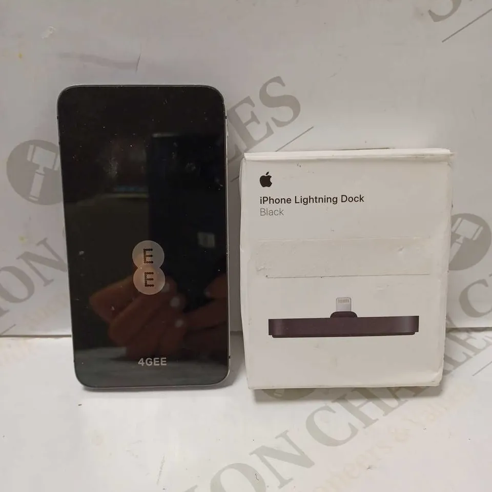 LOT OF 2 IPHONE LIGHTNING DOCK A1717 - BLACK & HUAWEI E5878S-32 EE 4G (4GEE) WI-FI HOTSPOT DONGLE