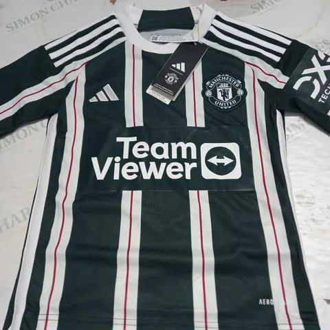 MANCHESTER UNITED FC AWAY SHIRT SIZE 7-8 YEARS