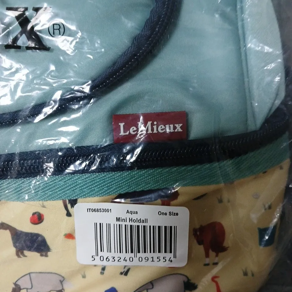 LEMIEUX MINI HOLDALL – AQUA WITH ANIMAL PRINT BASE