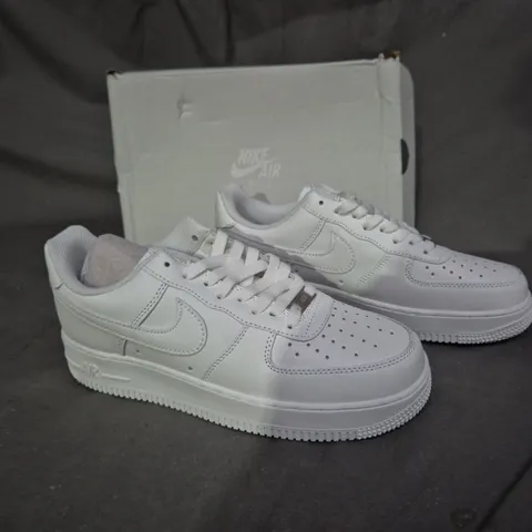 BOXED PAIR OF NIE AIR FORCE ONES WHITE UK 7.5