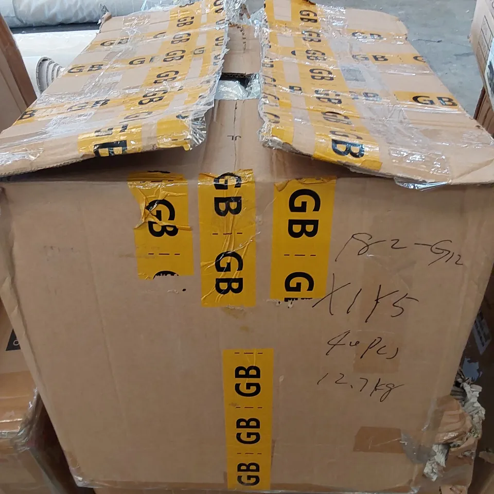 BOX TO CONTAIN APPROX 40 X SANLINKEE PHOTOGRAPHY LIGHT BOXES 