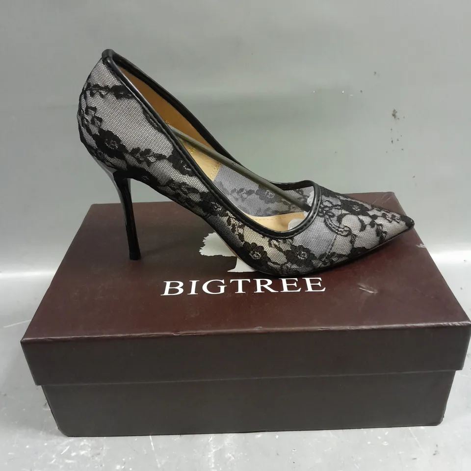 BOXED PAIR OF BIG TREE LACE HIGH HEEL SHOES - 5
