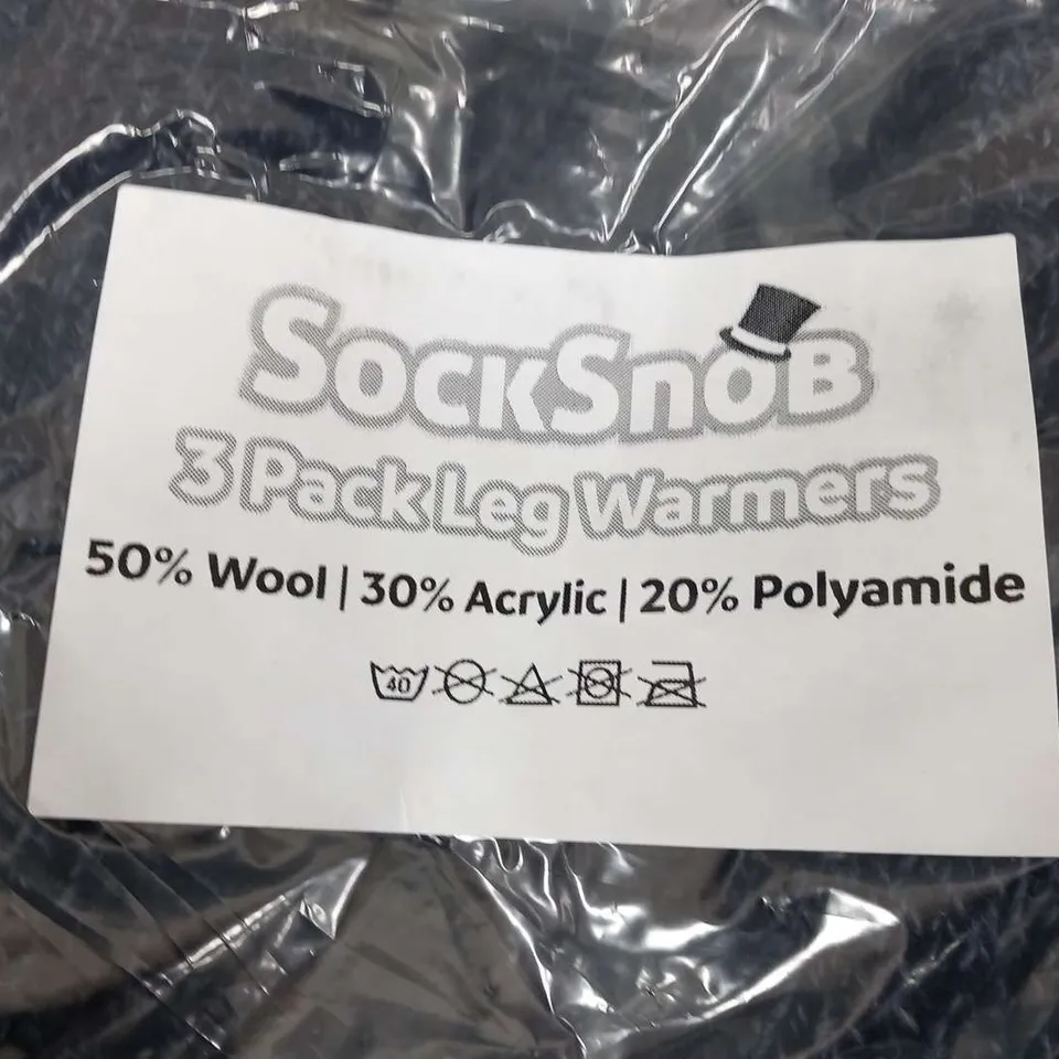 APPROXIMATELY 22 PACKS OF THREE PAIRS OF SOCK SNOB LEG WARMERS 50% WOOL 30% ACRYLIC AND 20% POLYAMIDE NAVY