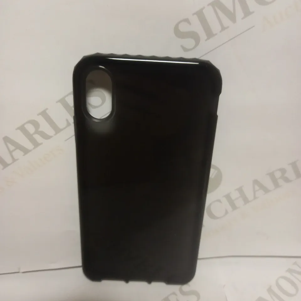 APPROXIMATELY 87 BRAND NEW BOXED TECH 21 EVOROX MAGIC BLACK IPHONE XS MAX CASES 