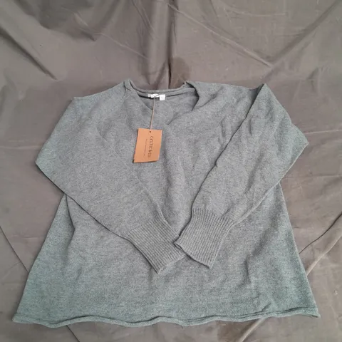 CELTIC & CO GEELONG SLOUCH V NECK JUMPER IN DARK SAGE SIZE XS