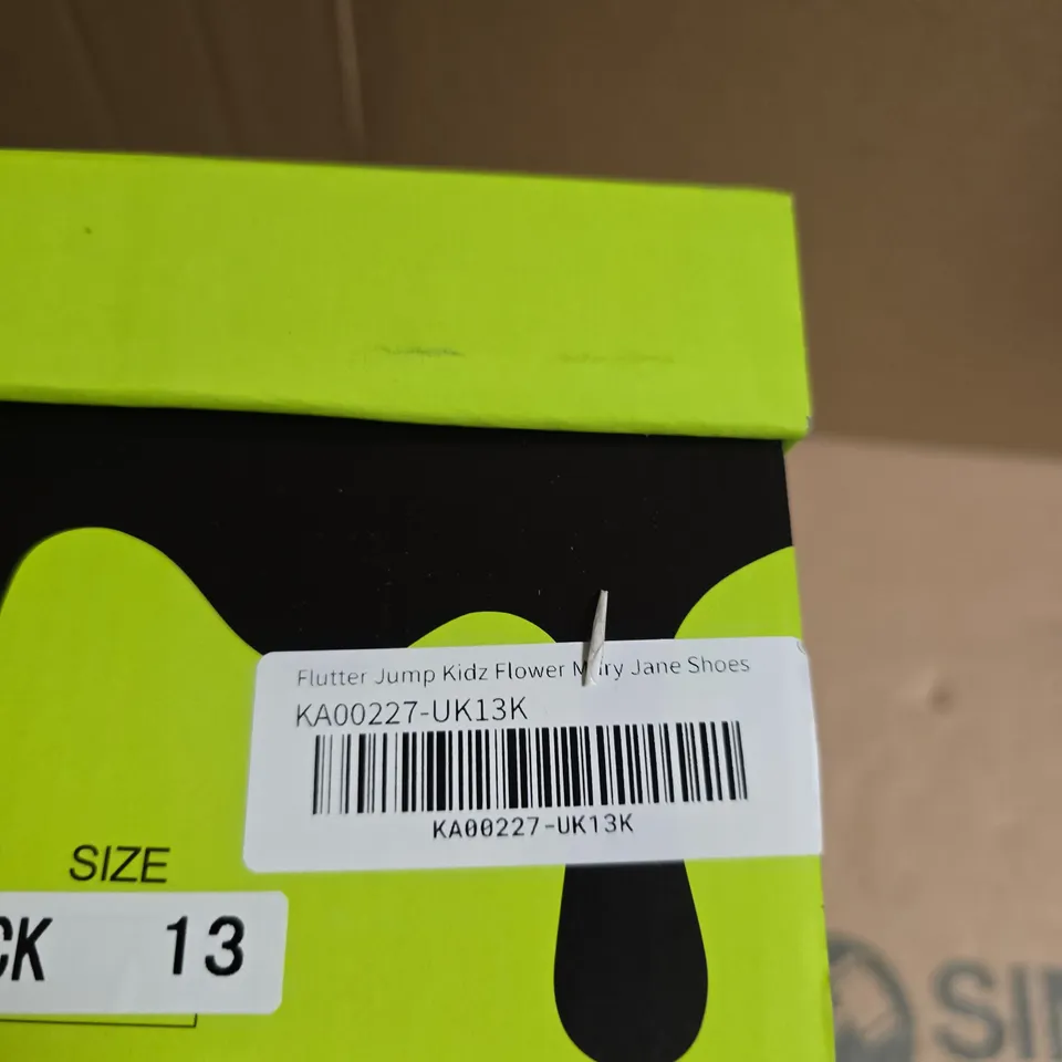 BOXED PAIR OF KOI FLUTTER JUMP KIDZ FLOWER MARY JANE SHOES – UK 13