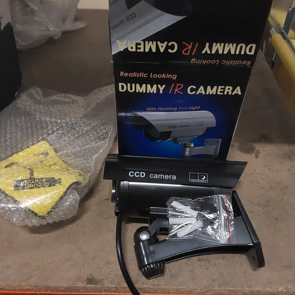 BOXED REALISTIC LOOKING DUMMY SECURITY CAMERA 