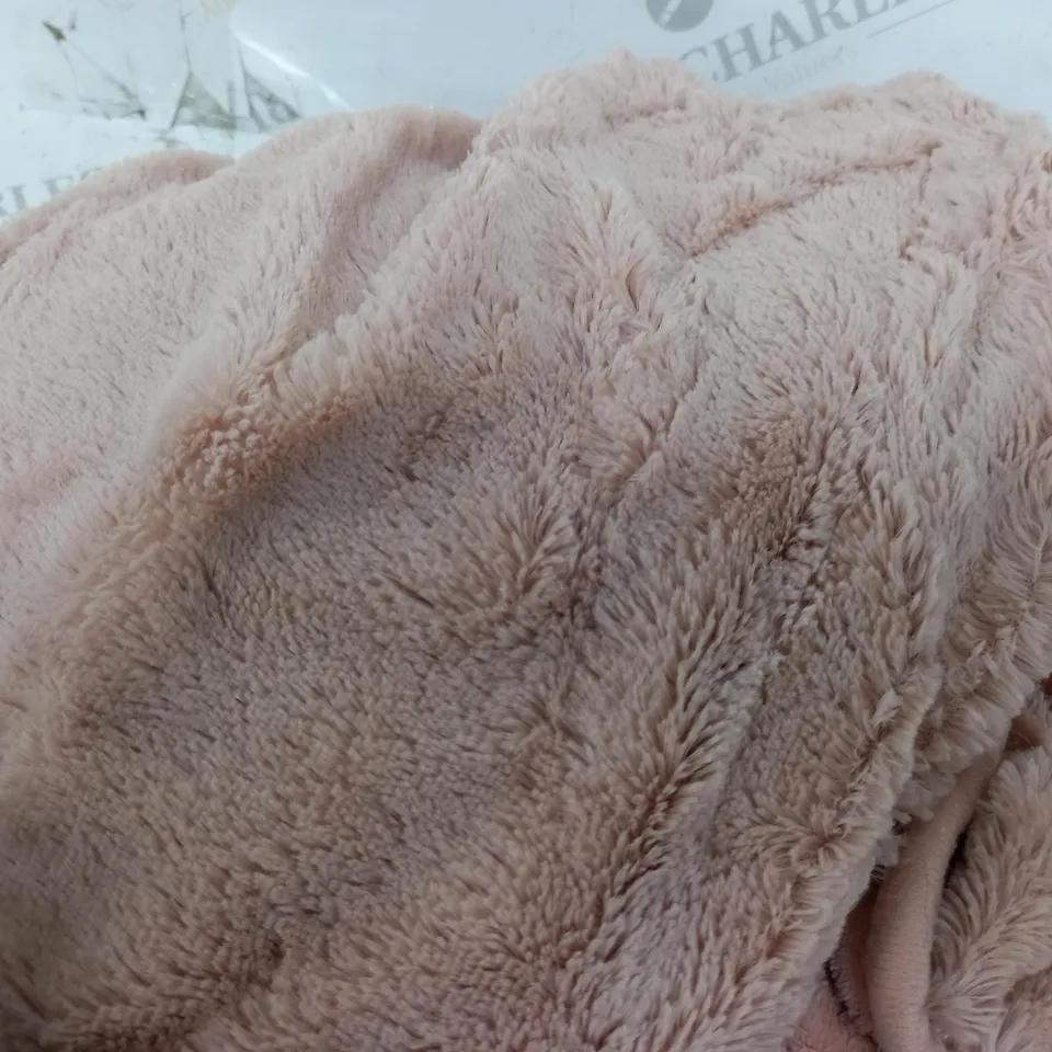 BOXED COZEE HOME VELVETSOFT HEATED THROW IN PINK