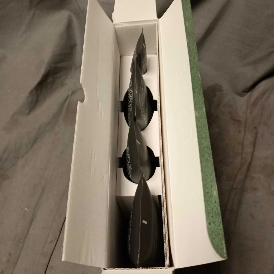 CLINIQUE FOR MEN SKINCARE GIFT SET – FACE WASH, MOISTURISING LOTION & SCRUB (BOXED)