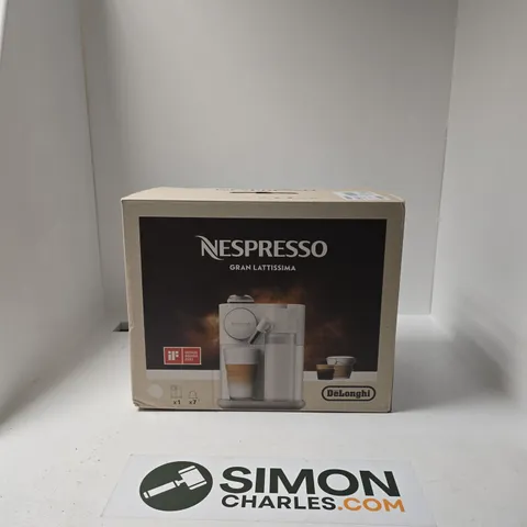 NESPRESSO GRAN LATTISSIMA BY DE'LONGHI EN640.W