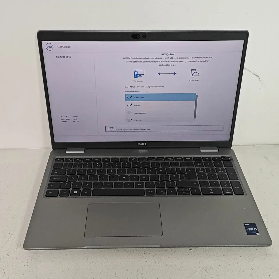 UNBOXED DELL LATITUDE 5540 INTEL I5 VPRO LAPTOP IN SILVER