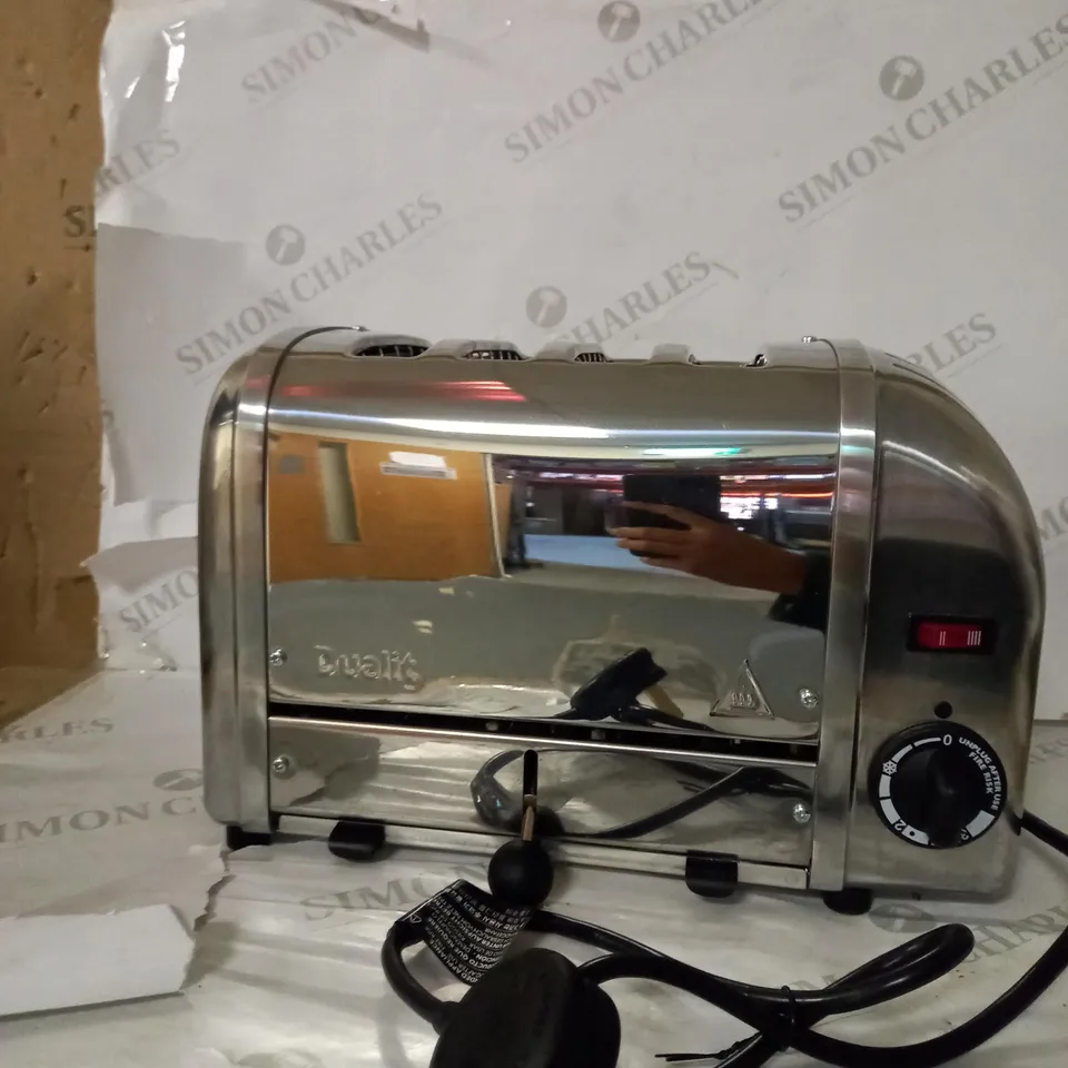 DUALIT CLASSIC 4-SLOT TOASTER