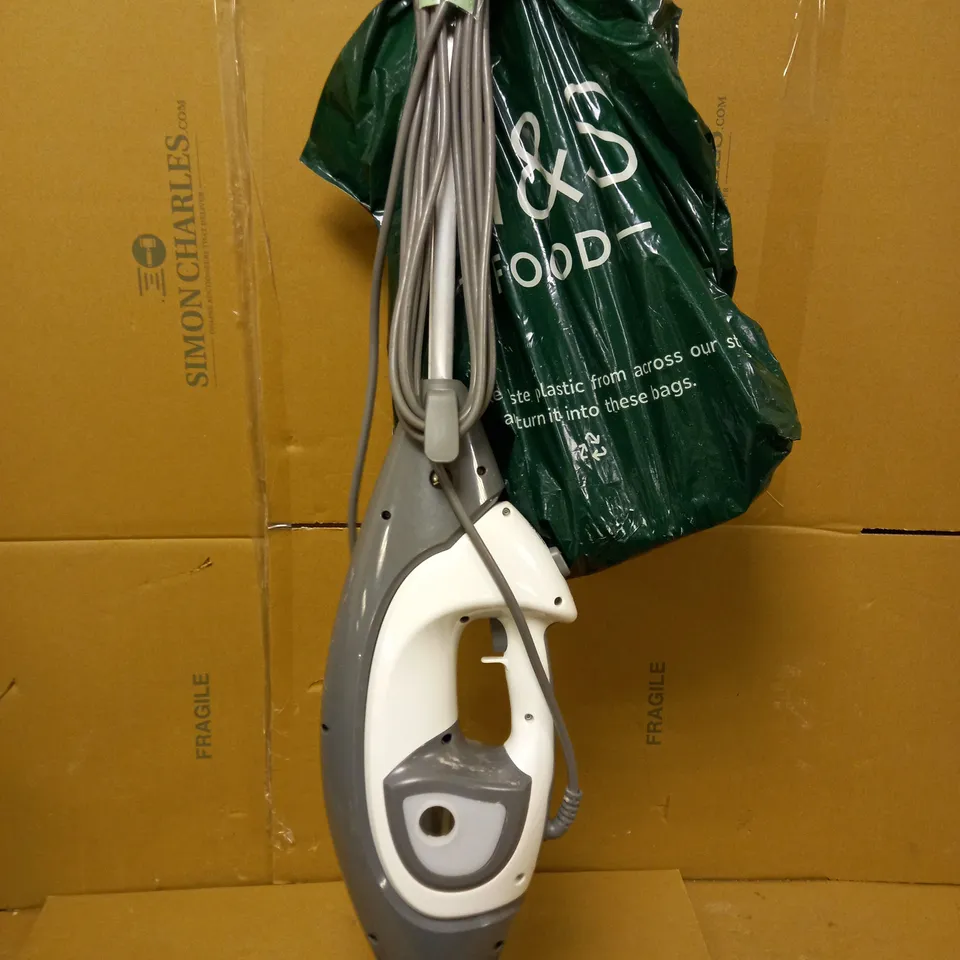 SHARK PROFESSIONAL STEAM CLEANER