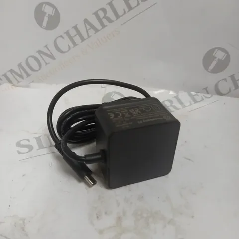 BOXED RASPBERRY PI OFFICIAL USB C POWER SUPPLY