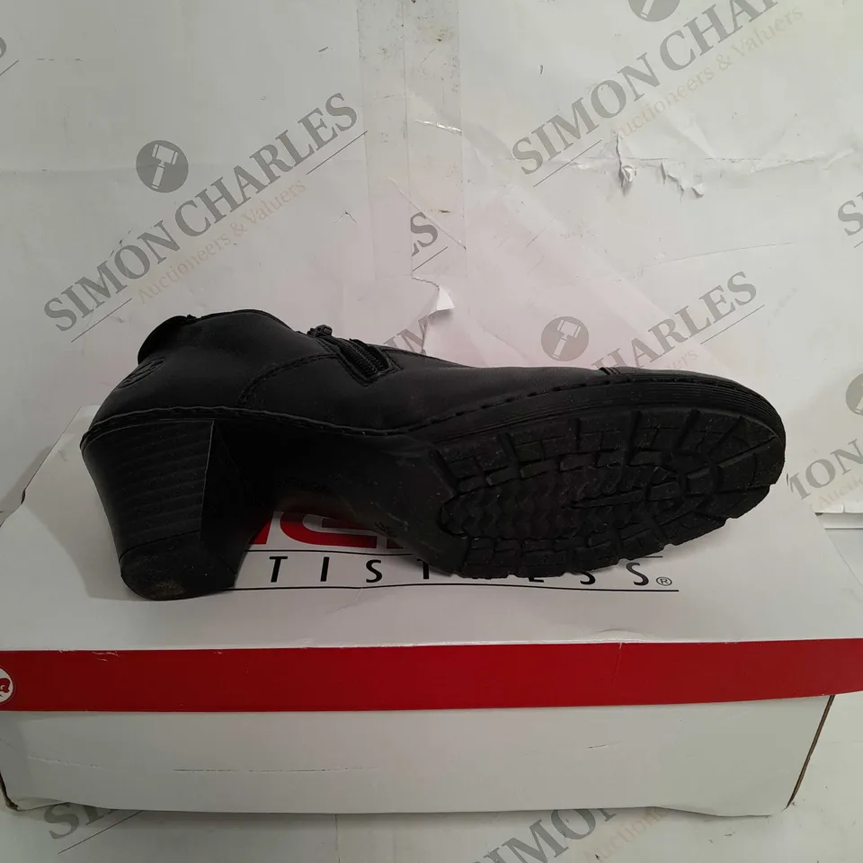 BOXED PAIR OF RIEKER SHOE BOOTS IN BLACK UK SIZE 6