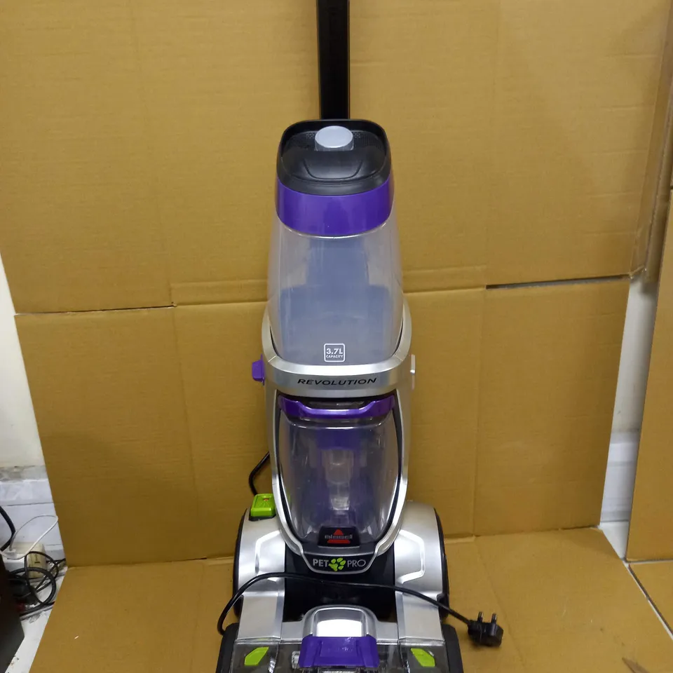 BISSELL PROHEAT 2X REVOLUTION PET PRO CARPET CLEANER 