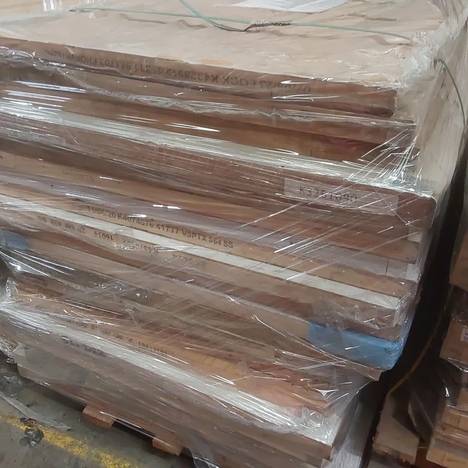 PALLET CONTAINING APPROXIMATELY 22x MIXED BRANDED HOUSEHOLD FIRE DOORS, GLAZED DOORS, PANEL DOORS, COTTAGE DOORS ECT
